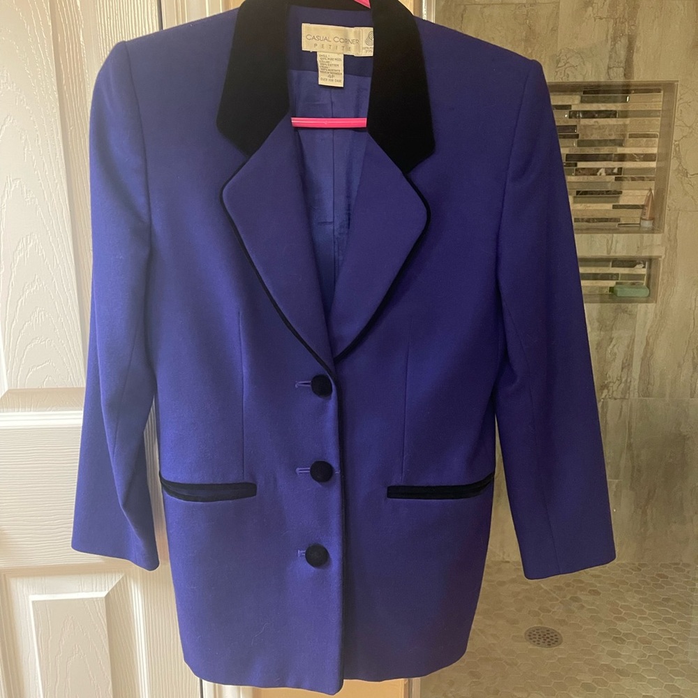 Casual Corner Women's Purple Blazer with Black Trim